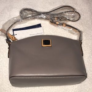 D&B Suki Crossbody Bag